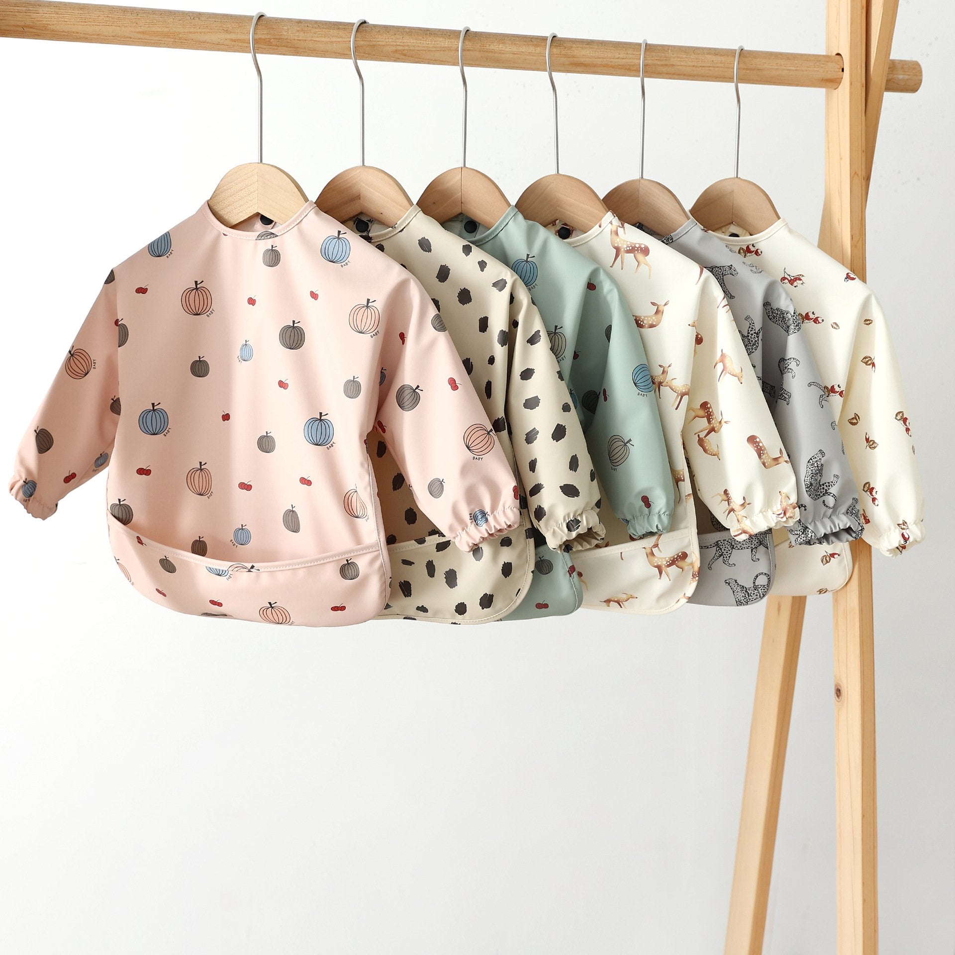 Kids' Bib for Easy Reverse Dressing