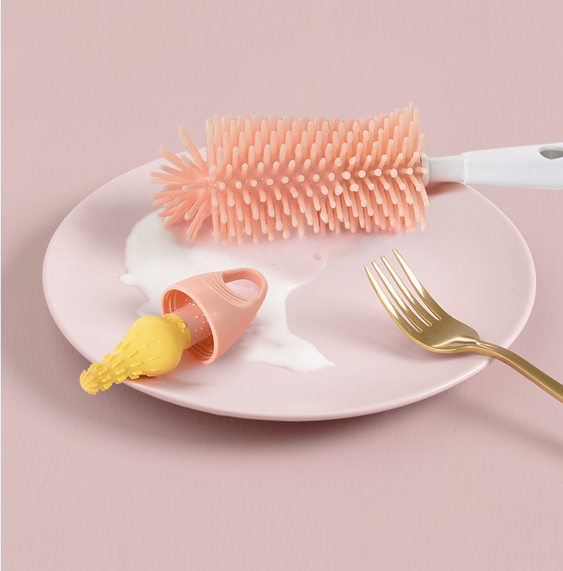 360° Rotating Brush for Cleaning Baby Nipples
